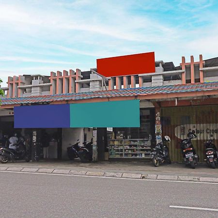 Spot On 92421 City Kost Syariah Pangkal Pinang Kültér fotó