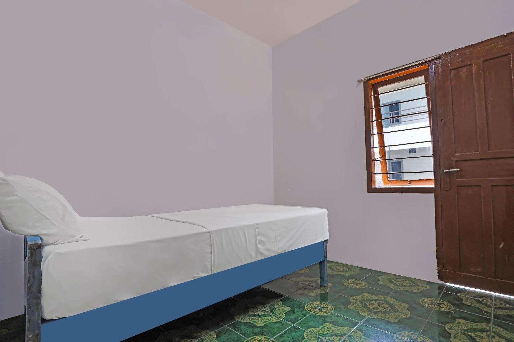 Spot On 92421 City Kost Syariah Pangkal Pinang Kültér fotó