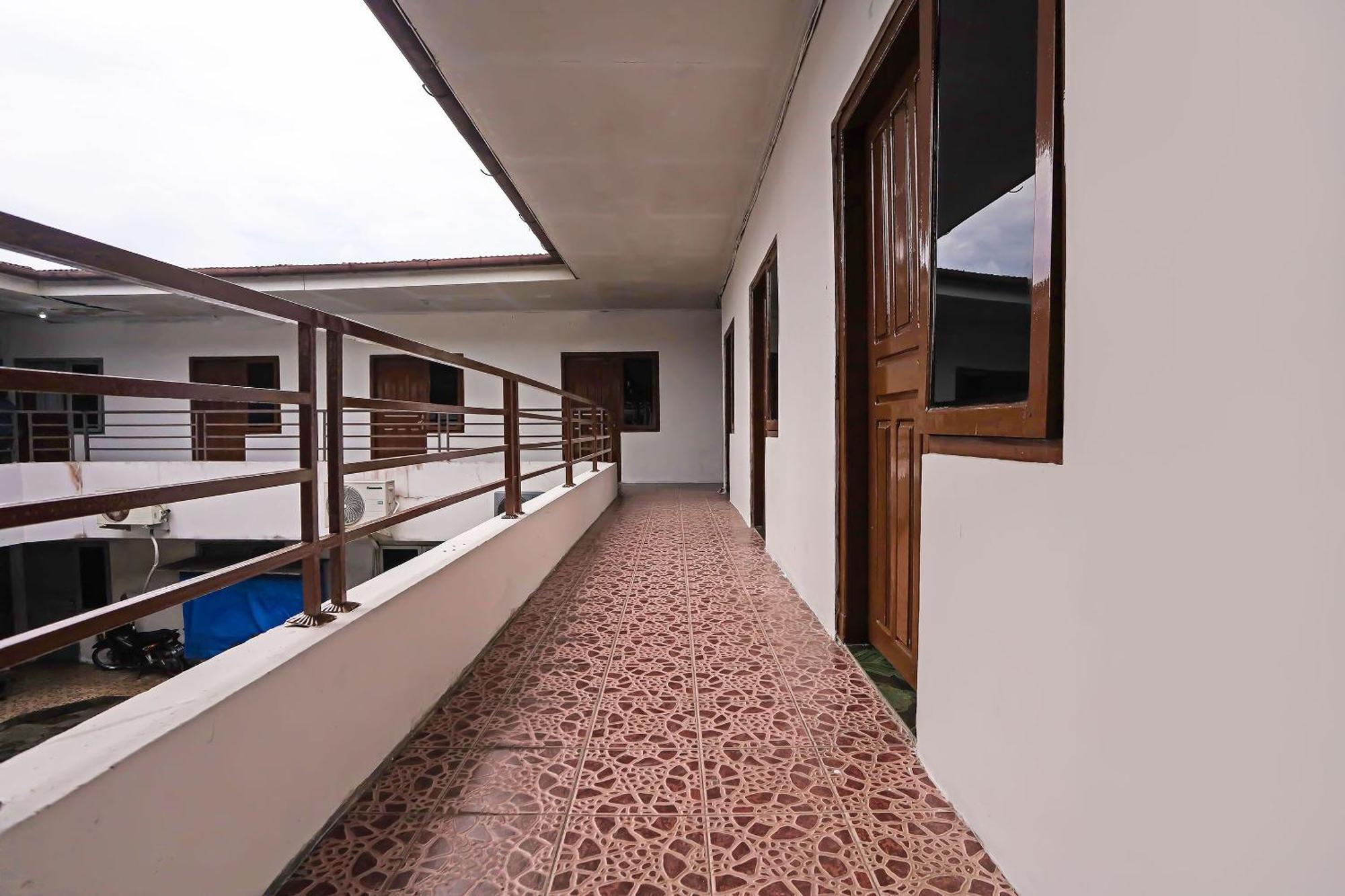 Spot On 92421 City Kost Syariah Pangkal Pinang Kültér fotó